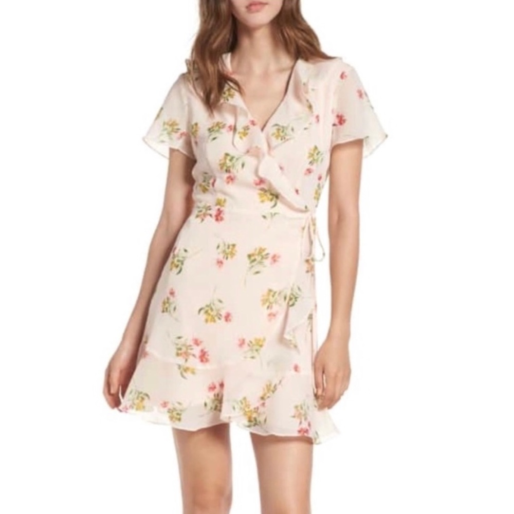 🌷Ruffle Floral Short Sleeve Wrap Dress🌷
